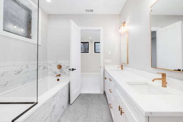 Bathroom Installation in Schaumburg